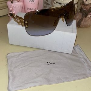 Vintage Dior sunglasses 🕶️